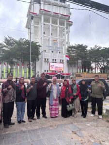 Guna merealisasikan Ratu Sinuhun sebagai pahlawan perempuan pertama dari Provinsi Sumatera Selatan (Sumsel)  jajaran Srikandi Tenaga Pembangunan (TP) Sriwijaya, serta sejarawan Palembang Dr Kemas Ari Panji Msi, aktivis budaya Palembang Genta Tri Laksana, jurnalis Palembang Dudy Oskandar, Jumat (25/7/2025) bersilaturahmi ke kantor Dinas Sosial (Dinsos) Kota Palembang, sebelumnya rombongan tersebut telah bertemu Walikota Palembang Drs Ratu Dewa Msi.