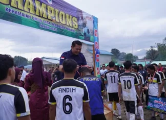 Bupati Kapuas Hulu Tutup Turnamen Sepak Bola, Ajak Masyarakat Membangun Kapuas Hulu