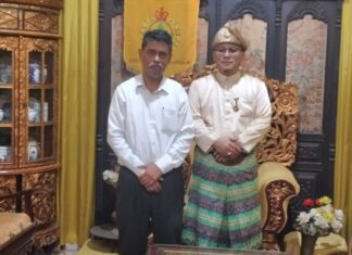 Jejak Melayu Menyatukan Pertemuan Sultan Palembang dan Akademisi Malaysia di Istana Adat