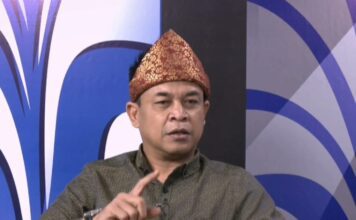 Dari Lamunan di Teras Rumah ke Panggung Warisan