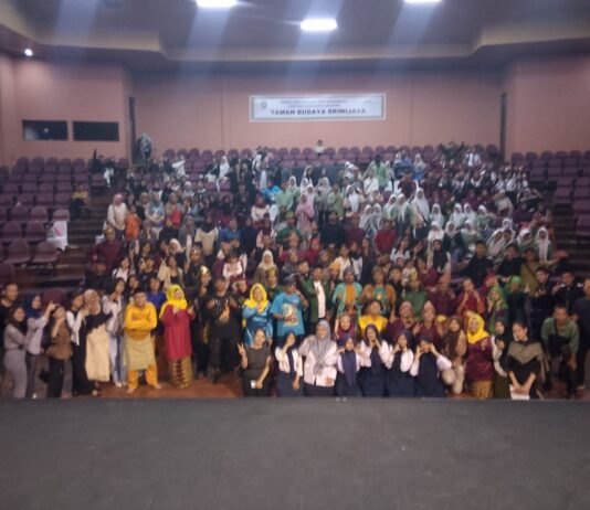 Teater “Sultan Mahmud Badaruddin II”: Saat Panggung Menyala, Sejarah Kembali Bernafas di Palembang