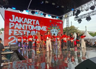 Dua Pantomimer Palembang Meriahkan JakMime Fest 2025
