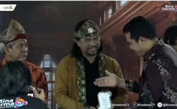Vebri Al Lintani Terima Bidar Sritures Award 2026, Merajut Kearifan Lokal ke Panggung Global
