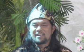 KELIRUMULOGI, MENGANGGAP BENTENG KUTO BESAK DIBANGUN OLEH BELANDA