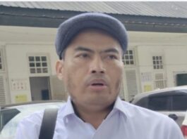 Billboard di Makam Raden Nangling Antara Bisnis dan Sejarah