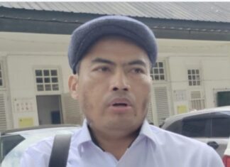 Billboard di Makam Raden Nangling Antara Bisnis dan Sejarah