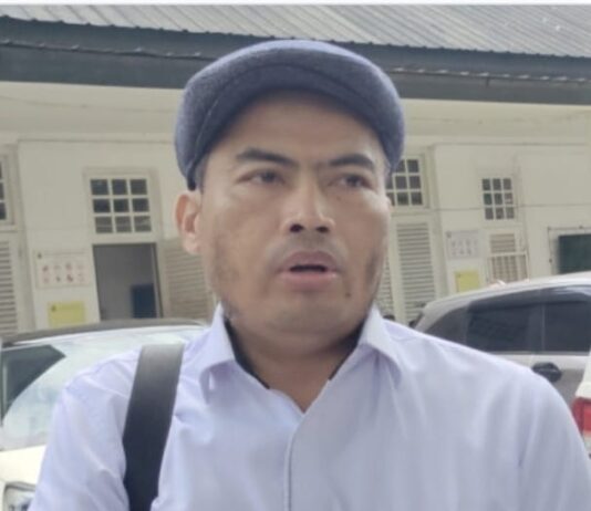 Billboard di Makam Raden Nangling Antara Bisnis dan Sejarah