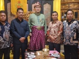 Kesultanan Palembang Darussalam Siap Bersinergi dengan DPRD Bangka Selatan dalam Pembahasan Pakaian Adat