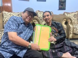 Lengkung Pelangi di Ujung Senja