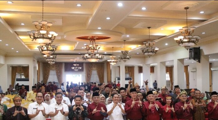 Ratu Dewa dan Sultan Palembang Kompak Dorong Pelestarian Budaya Lewat Festival Palembang Darussalam