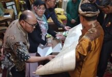 Jaga Warisan Leluhur, Dinas Perpustakaan Palembang Gandeng Kesultanan Digitalisasi Naskah Kuno