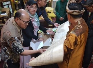 Jaga Warisan Leluhur, Dinas Perpustakaan Palembang Gandeng Kesultanan Digitalisasi Naskah Kuno