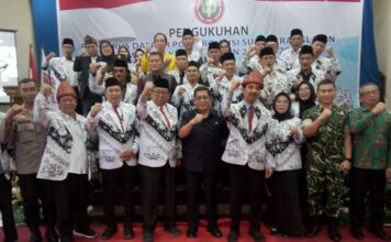 PEMPROV SUMSEL OPTIMIS PGRI PIMPINAN RIZA FAHLEVI DAPAT MENJALANKAN AMANAH