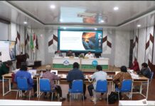 Ancaman Kepunahan dan Langkah Standarisasi Tembang Batanghari Sembilan