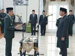 Ratu Dewa Lantik Sulaiman Amin Jadi Pj Sekda Palembang